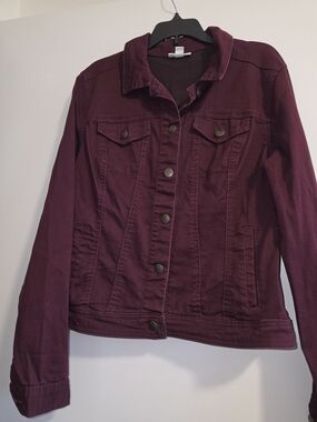 Women's Burgundy Denim Jacket - Classic Button-Front Jean Jacket